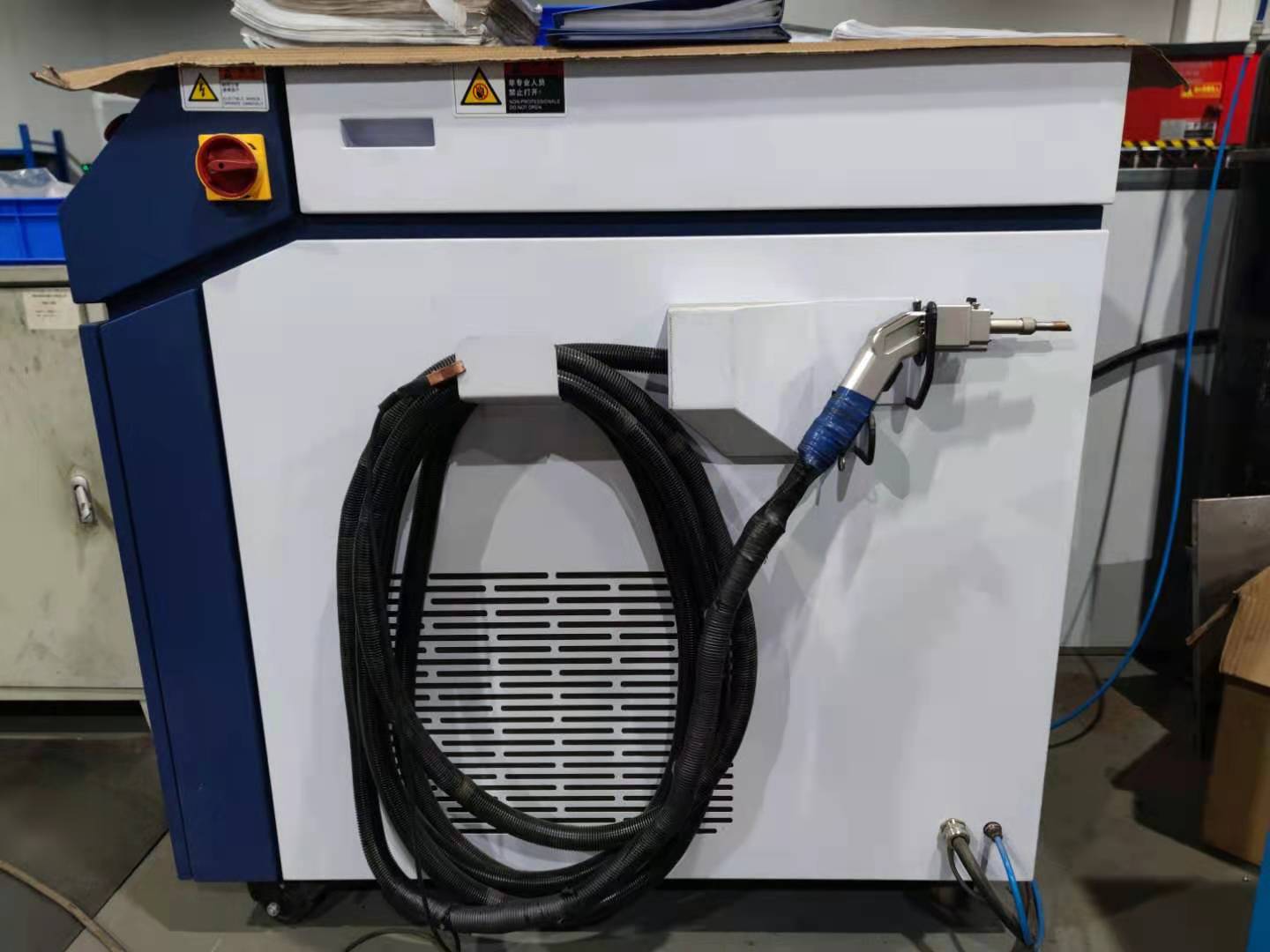 公司最新引進(jìn)精密鈑金利器，激光焊機(jī)